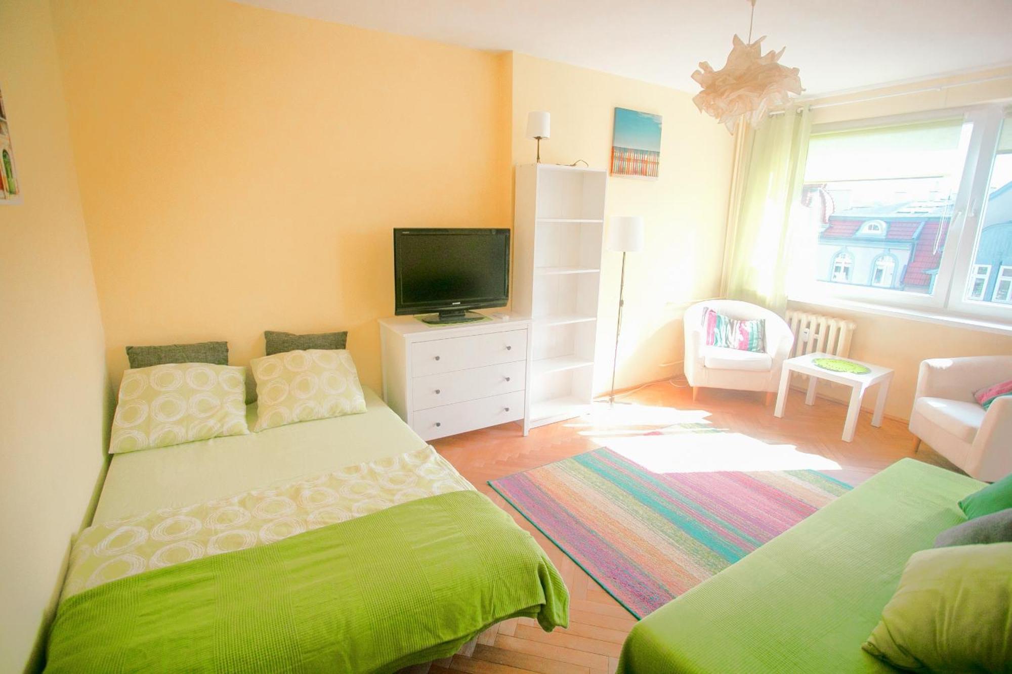 Sloneczna Kawalerka Przy Plazy Apartment *